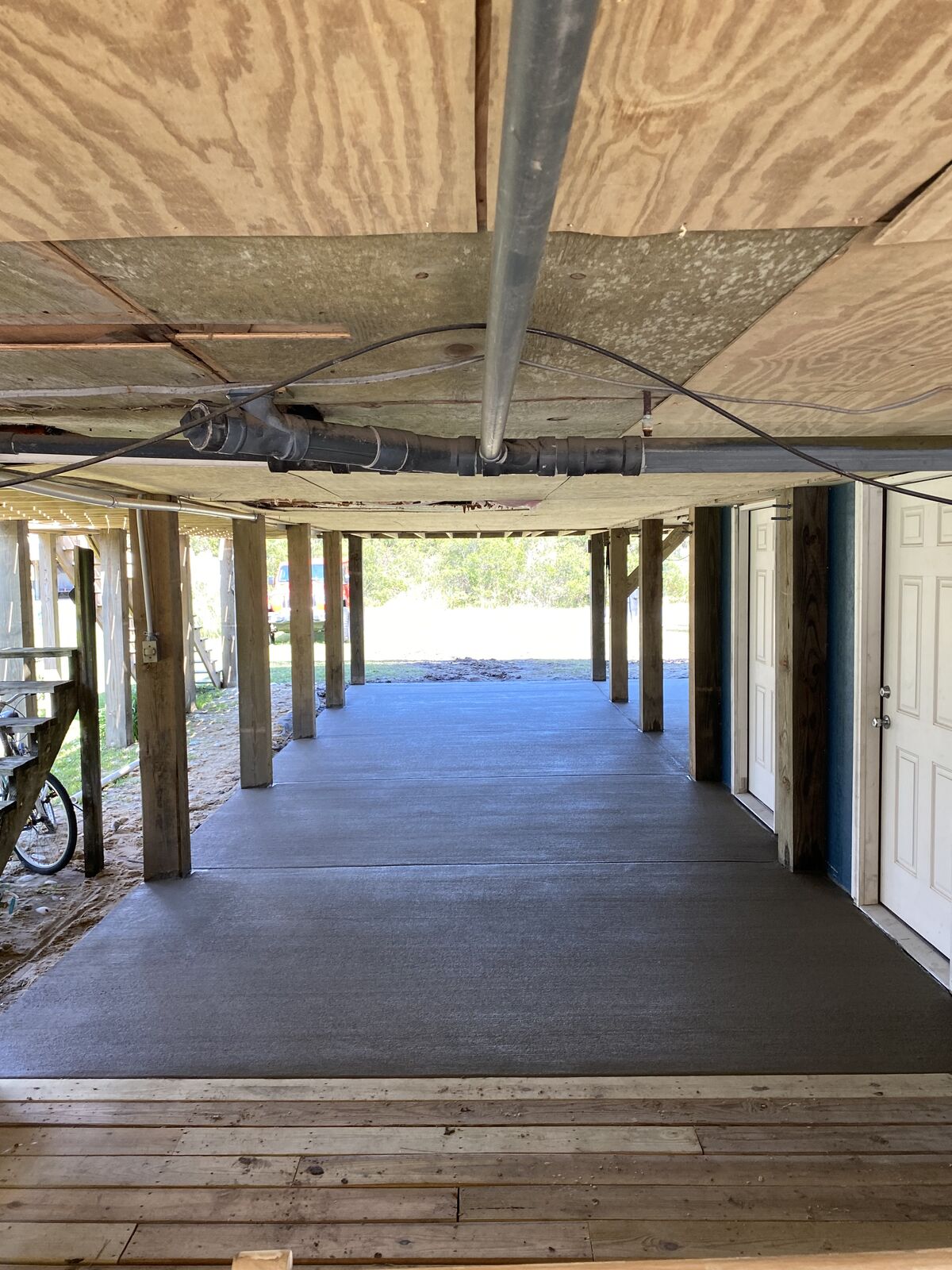 Concrete Slabs & Flatwork project completed by Mike's Concrete & Masonry